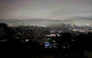 美国旧金山发生大规模停电事故，交通瘫痪、商户停业