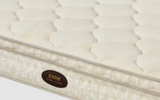 拒绝将就！穗宝金维倍健-尊享版，奢享深睡的深度宠爱