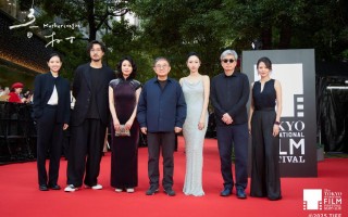 电影节在狂欢，电影院在沉默