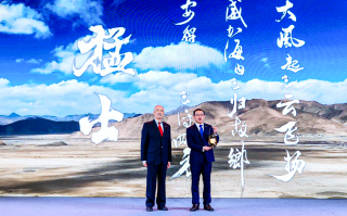 带着马灯的“闯劲”，猛士陪你闯遍城野，纵享豪华智能越野新体验