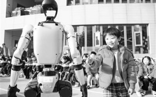 机器人走进幼儿园