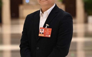 两会声音丨卢跃富委员：破除隐性年龄歧视，让超龄劳动者“老有所为”