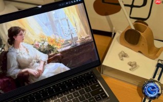 HUAWEI MatePad Edge 实机照全面曝光，极窄边框设计与专用键盘成焦点!