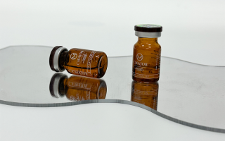 菲玛吉“妆字号”钻光雪肌精华液：夏季美白新宠，守护肌肤透亮光彩,