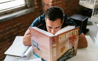 化学家打破了已有百年历史的规定，教科书改写势在必行 精选