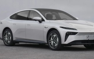 东风奕派007完成申报：功率400千瓦，中国首款量产四轮毂电机车型