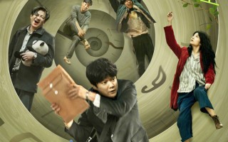 肖央新片《阳光照耀青春里》定档 当荒诞照进现实 谁才是真的“正常人”？