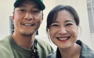 吴彦祖去看贾玲了 吴彦祖晒与贾玲自拍