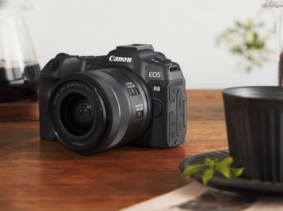 万元内全画幅新标杆：佳能R8以高感光、精准对焦重塑创作体验