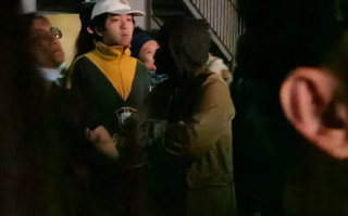 无视外界唱衰仍甜蜜 马思纯张哲轩现身音乐节