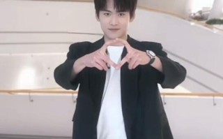 周柯宇父亲股权被冻结 周柯宇个人资料简介