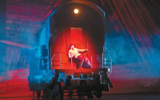 ​确立全新视觉核心“钢与血” 舞剧《铁道游击队》将焕新上演