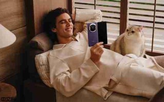 华为Mate X7四配色官图发布：独一无二新设计 最强辨识度