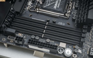 追着DIY玩家杀 DDR4内存价格本季或再涨90%：已比DDR5还猛