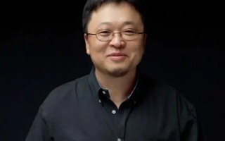 从“软硬结合”到生态闭环：罗永浩的手机梦还能实现吗？