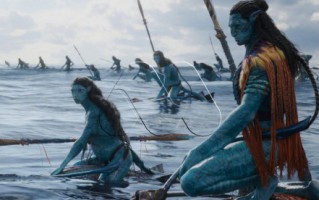 《阿凡达2：水之道》曝新剧照 大规模海战吸睛