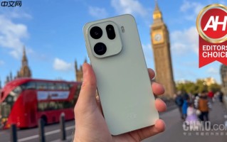 国产之光!OPPO Find X9 Pro被外媒评为2025年最佳手机