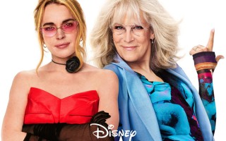 《辣妈辣妹2》曝全新海报！原班人马回归 灵魂互换升级“祖孙三代”大乱斗