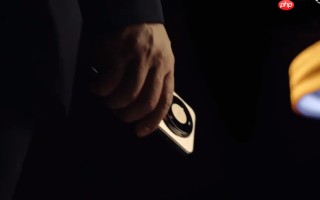 华为Mate 80系列外观公布 回归星环设计 颜值有点高