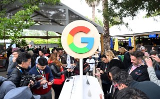 谷歌Q2业绩超预期市值大涨6000亿 任期最长CFO高升