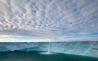 炎亚纶自曝没资格扮演受害者 被问感情回答6个字