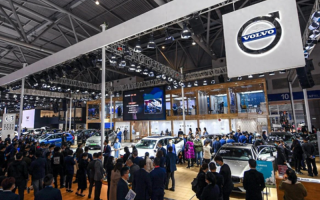 沃尔沃S90：豪华中大型轿车市场的安全之选