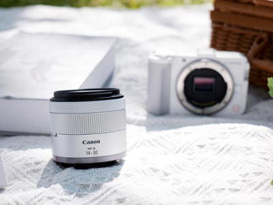 人像美颜+轻巧机身+强悍视频：佳能R50V微单相机成为创作者新宠