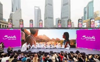 上海“沙特小镇”首日爆满！一秒穿越阿拉伯，沉浸式体验圈粉无数