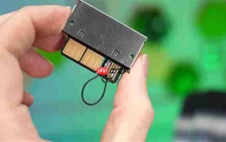 单12V-2×6实现为RTX 5090供电750W！甚至都没敢跑分