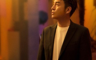 《坚如磐石》发布推广曲《石头决定开花》
