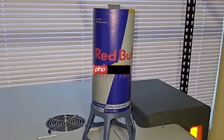 藏在“红牛易拉罐”中的迷你主机！复古游戏玩家爱了