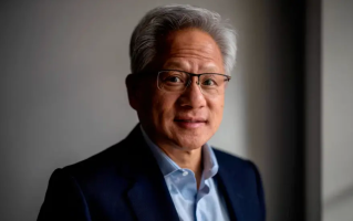 黄仁勋批评美国：中国将赢得AI竞赛