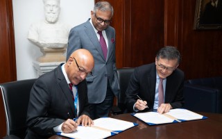 英特尔与塔塔电子签署备忘录，探索实现印度所需芯片制造与封测本地化