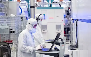 Intel发布全新16nm制程工艺：成本、功耗更低！客户一呼百应