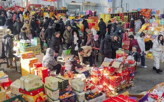 爸妈总说“啥也不缺”，过年回家带什么礼物好？