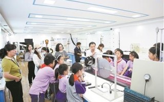 周晓亮：播撒热爱科学的“种子”