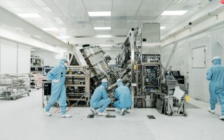 英特尔或从2028年开始为非Pro版本iPhone代工芯片 采用14A工艺节点