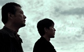 这片太敢拍！环保版《坚如磐石》