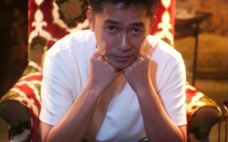 周润发掌镜拍摄梁朝伟：有点亮眼