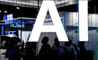 多款大模型向公众开放，实测“智商”和“情商”